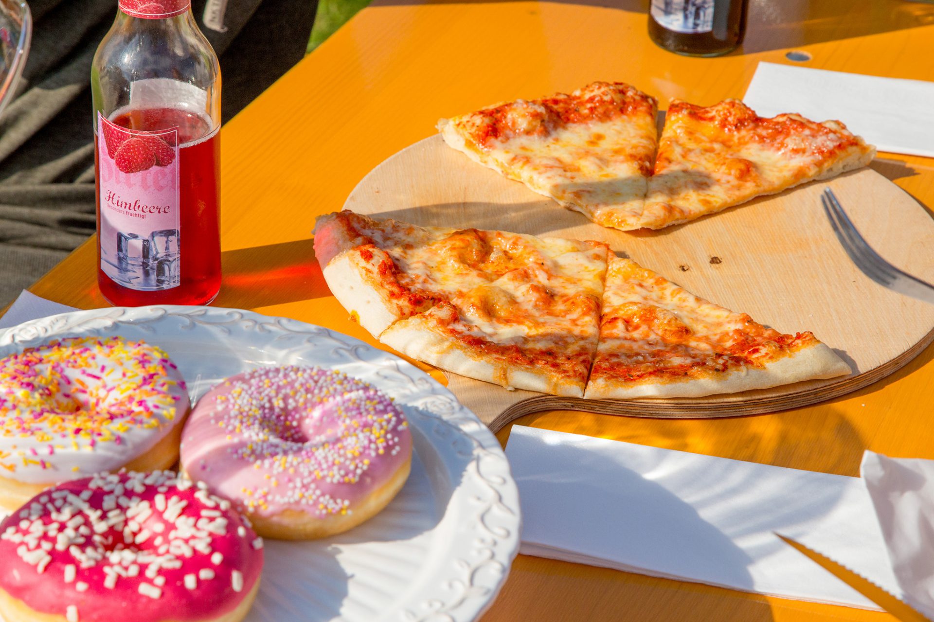 Pizza und Snacks bei Kick2Gether